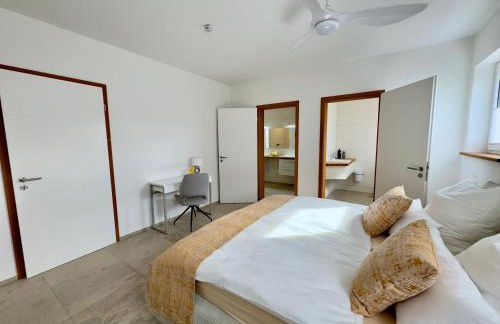 luxuriöse Villa Möwengeflüster - 220qm große Ferienwohnung für bis zu 8 Gästen mit Sauna direkt am Goitzschesee - Foto 21