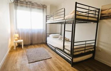 Modern 3 Bed Flat - Beaches, Expo & City Fun - Your Gateway to Lisbon - Foto 37