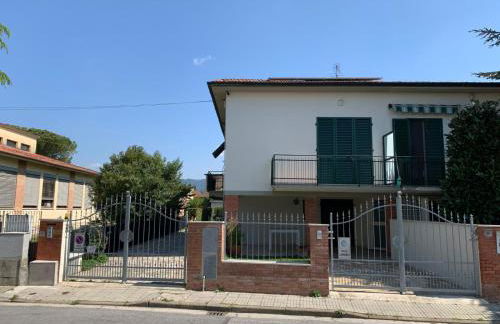 HOUSE of NILA & LIDA - Foto 2