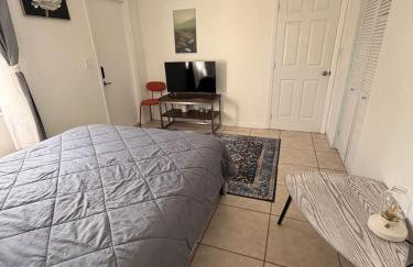 Fort Lauderdale Gem Private Yard and Patio - Foto 10