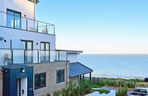 The Beach Retreat - Photo 36