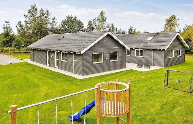 18 Person Holiday Home in Hojby - Photo 38