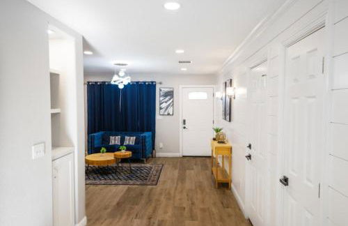 Escondido Front Unit 3-BR by SD STAY - Foto 26