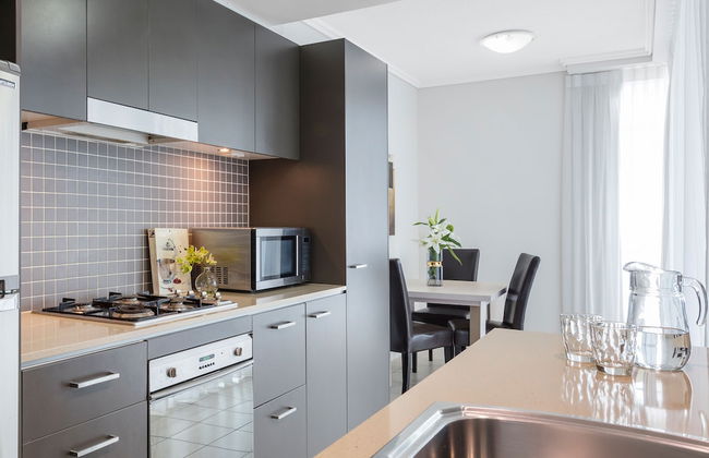 Oaks Brisbane Casino Tower Suites - Photo 39