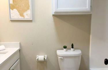 Quiet Stay for Work Trip or Getaways in Waxahachie - Foto 16