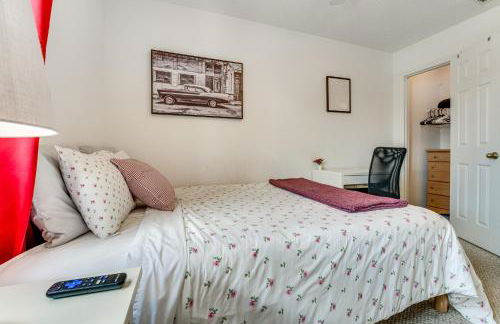 10 Mi to Disney World Townhome with Community Pool! - Foto 18