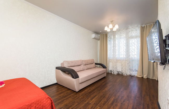 Clever House Apartments - Photo 13