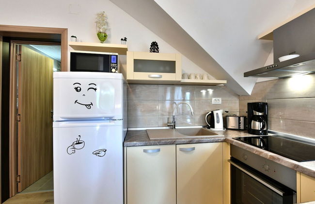 Boutique Apartment in Selište Drežnićko with Garden - Foto 7