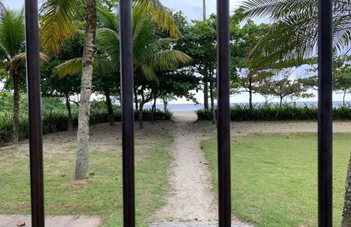 Condomínio Maitinga. (Pé na areia) - Foto 54