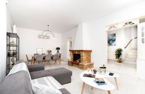 M & S Villa - 4 bedroom villa with heated pool - Foto 11