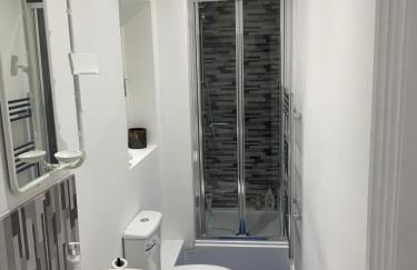 Cosy 1-bed Studio in Northolt - Foto 8