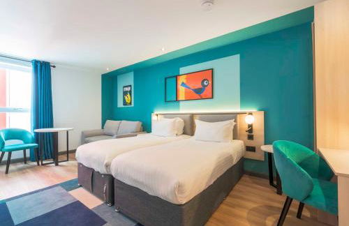 Holyrood Aparthotel - Photo 60