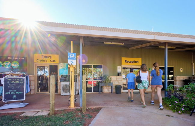 RAC Exmouth Cape Holiday Park - Foto 2