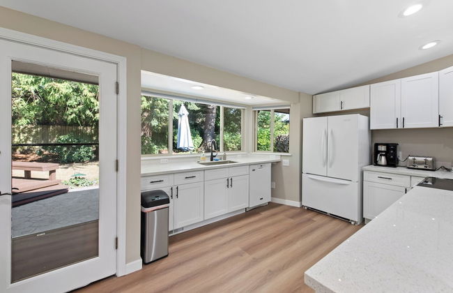 Stylish & Spacious Retreat in Downtown Bellevue - Foto 29