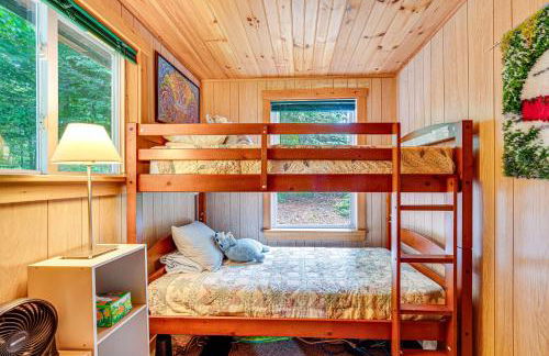 Denmark Waterfront Cabin with Dock and Charcoal Grill! - Foto 17