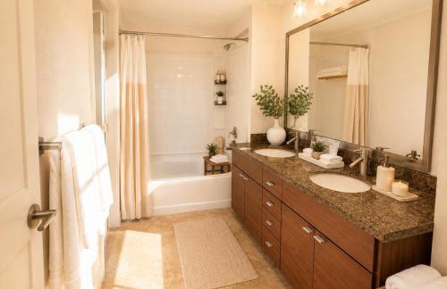 Sunny Marina Del Rey Apartment- Hot Tub, Game Room, BBQ, Projector - Foto 36