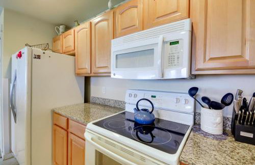 Walk to Beach Panoramic Splendor Westport Condo - Foto 10