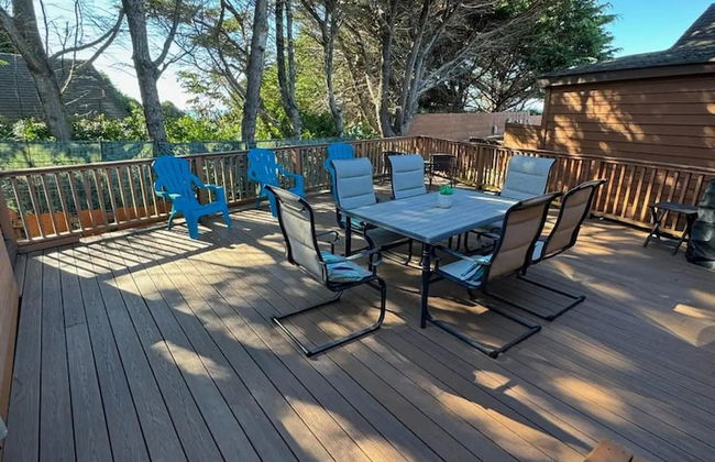 Oceanview Cabin 19 Jacuzzi Large Deck w Seating - Foto 10