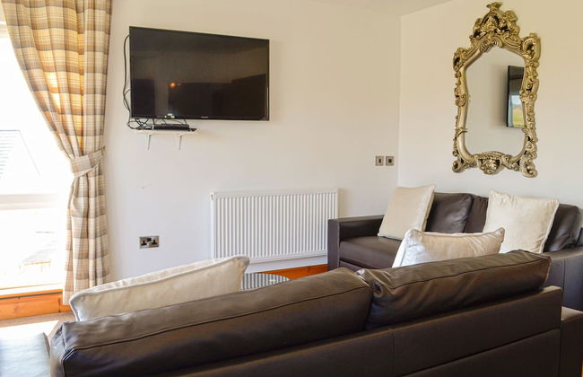 Self Catering at The Fairways - Photo 39