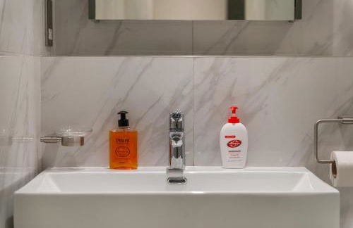 5H Modern Elegance 1-Bedroom City Living in London - Foto 24