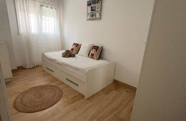 apartamento en zona residencial,urbanizaciòn villa barsal - Foto 2