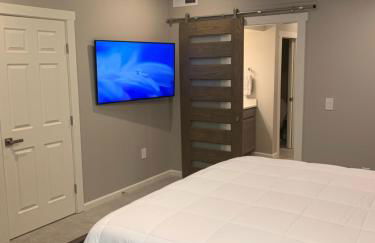 Modern Mini Golf Oasis - Foto 25