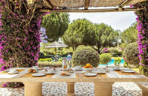 Lovely Very Private Villa with Beautiful Gardens - Foto 9