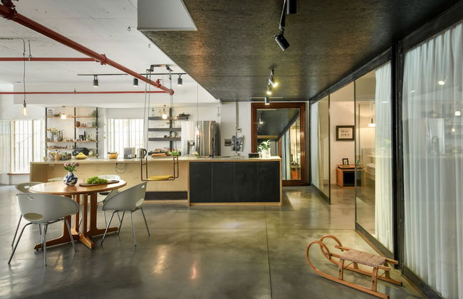 Unique and Spacious 2BR Apt with Terrace - Photo 16