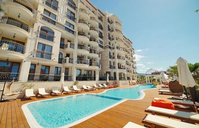 Harmony Suites Saint Vlas - Photo 1