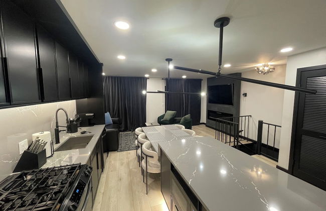 Chic Mountain Creek Chalet - Foto 12