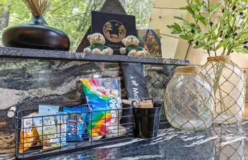 Secluded Luxe A Frame Lodge~ Hot Tub~ Fire Pit - Foto 16