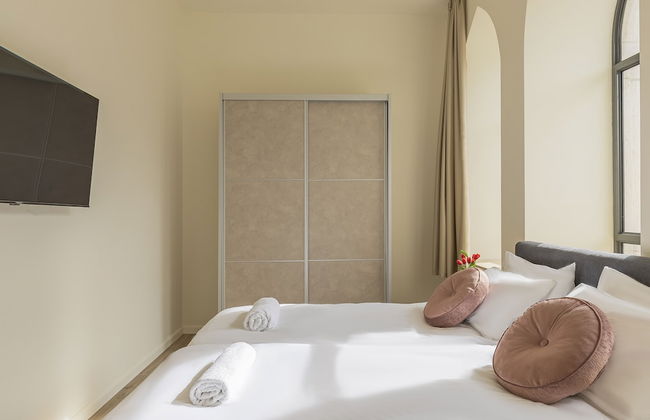 The Pearl of Nachlaot Apartments - Photo 13