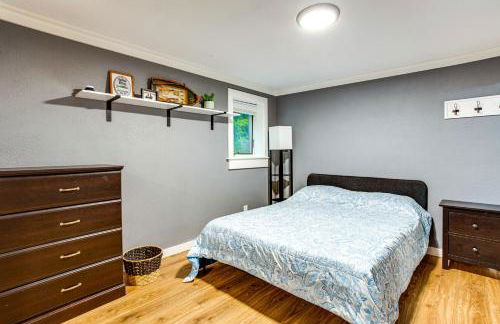 3 Mi to Puget Sound Lakefront Gem with Patio! - Foto 9