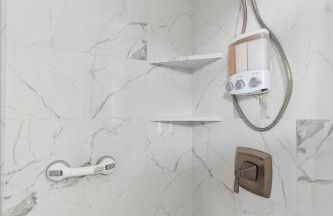 Waterfront - Private Pool - Pet Friendly - Photo 35