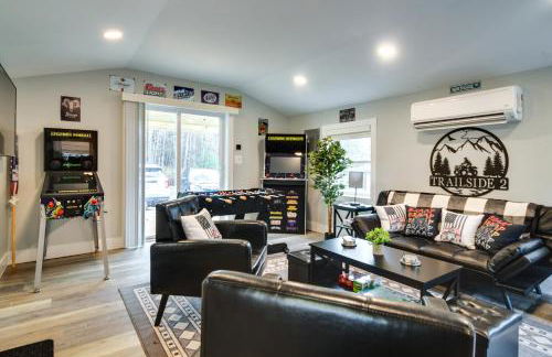 Modern Stark Home with Game Room, Grill and Fire Pit - Foto 19