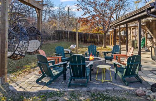 DenverRed Rocks 6BR Sleeps 14 Hot Tub - Foto 5