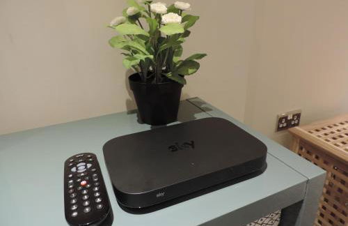 4 Bed Farnborough Air Accommodation - Foto 10