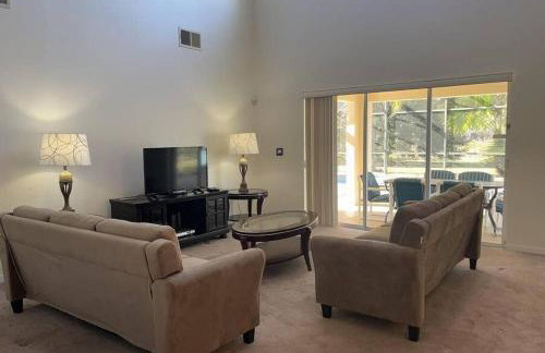 Family Vacation Home in Quiet Community with Private Pool and Spa - Foto 5