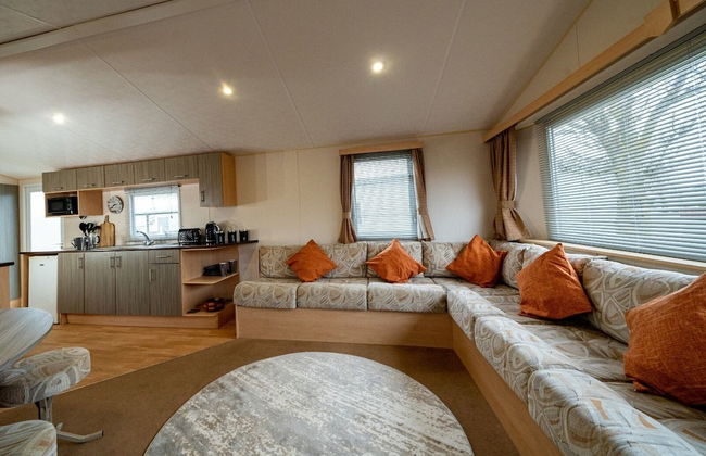Inviting 3-bed Caravan on Sand Le Mere, Tunstall - Foto 11