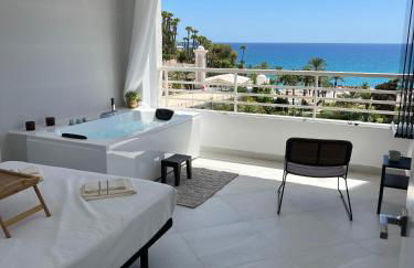 Modern apartment sea view with private jacuzzi - Photo 1