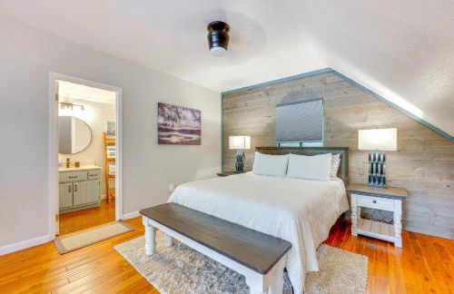 Lakefront Murphy Getaway with Deck, Dock and Kayaks! - Foto 18