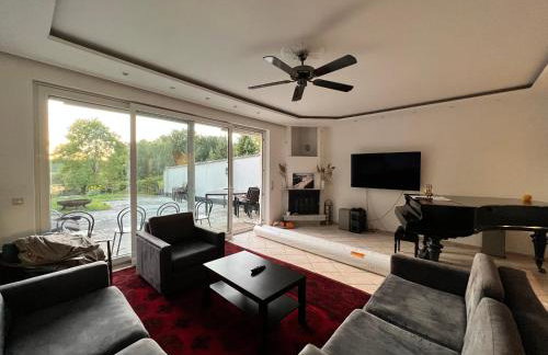 Große Terrassenwohnung mit Seeblick - Photo 21