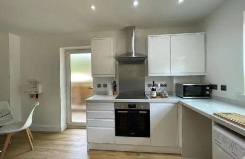 Iris Cottage 4BR Coastal Retreat - Foto 12