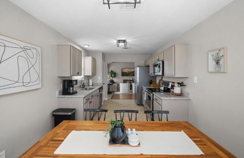 Modern Home Close to It All in DFW Texas! - Foto 17