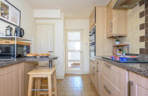 Chapel Allerton Family Bliss - Near Roundhay Park Pass the Keys - Foto 13