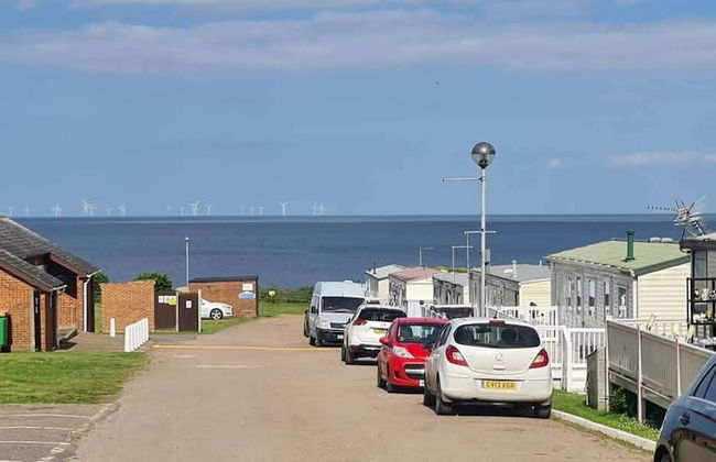 3-bed Cabin, Sleeps 6 With Pool & 5 Mins to Beach - Foto 30