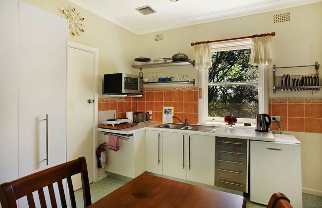 St Raphael - Photo 6