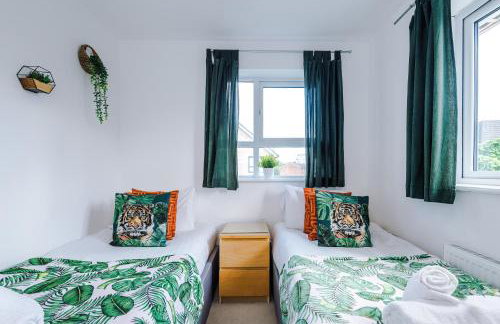 Stunning Riverside 3-Bed Home by 53 Degrees Property in Manchester with Garden & FREE Parking! - Foto 21