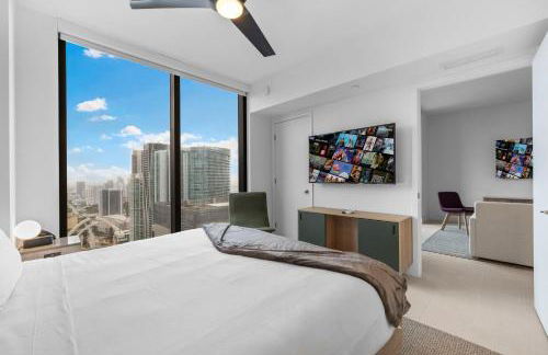 On 46th Floor! Amazing Views and Free Parking - Foto 14