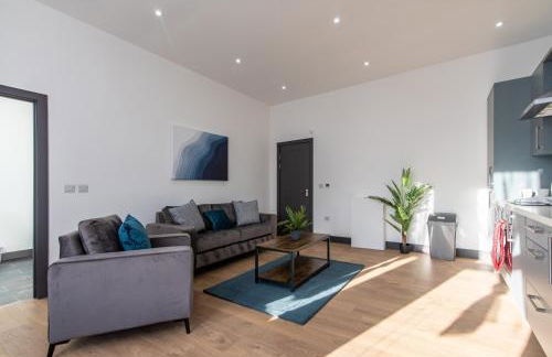 Victoria Apartments Stylish 3BR in Hartlepool - Photo 6